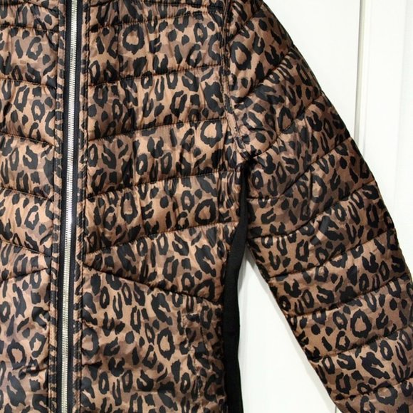 NWOT Hooded Reversible Puffer Coat - Picture 10 of 10